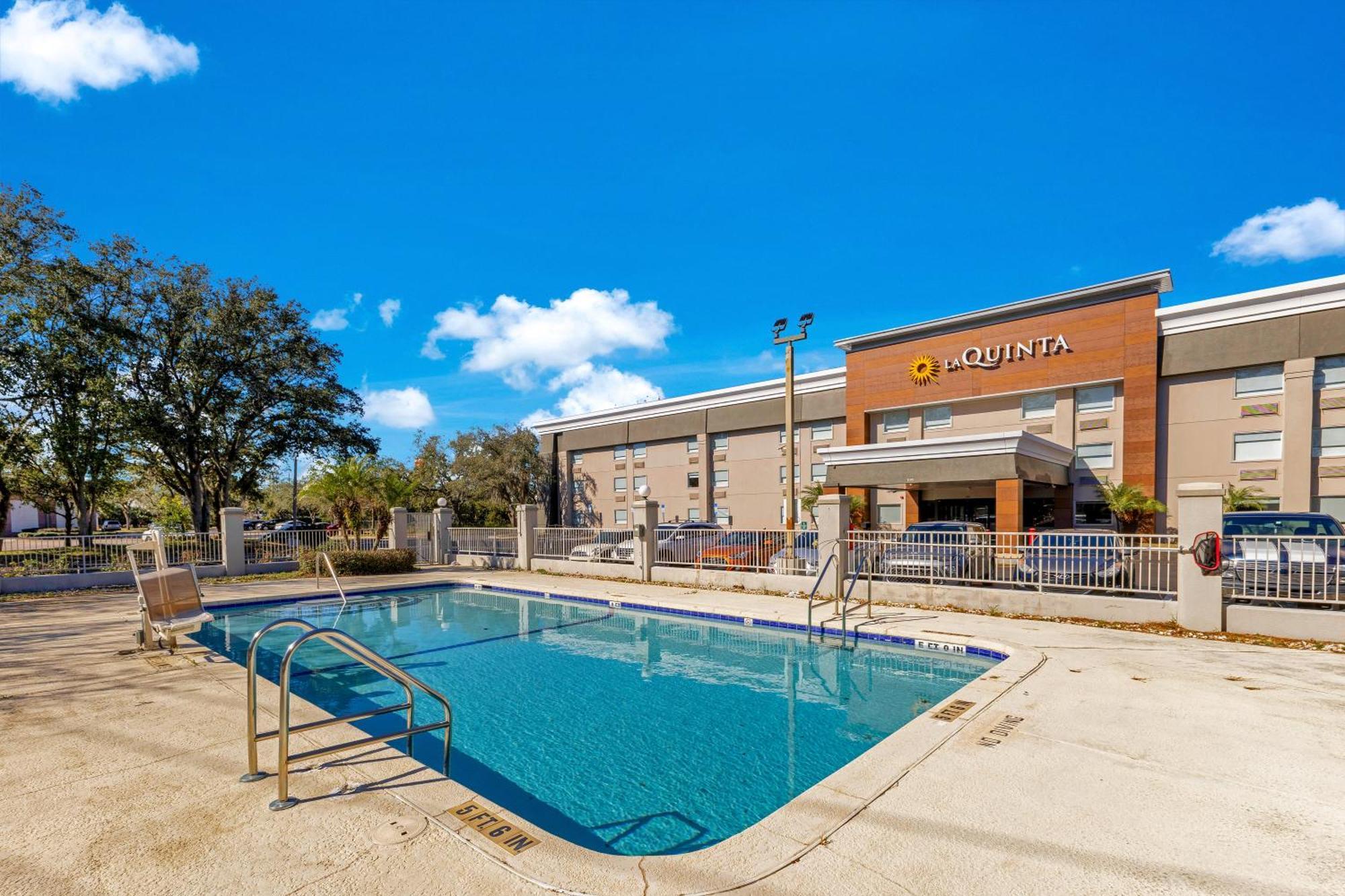 La Quinta Inn & Suites By Wyndham Jacksonville Mandarin Luaran gambar